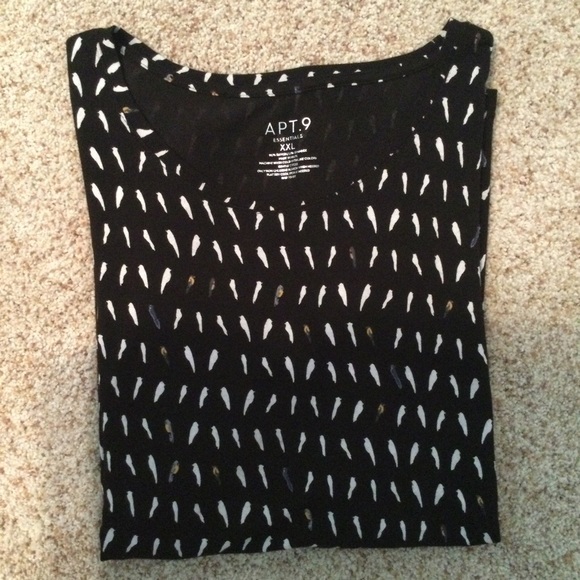Apt. 9 Tops - Tiny Birds on a Wire Black Stretchy Short Sleeve Tee